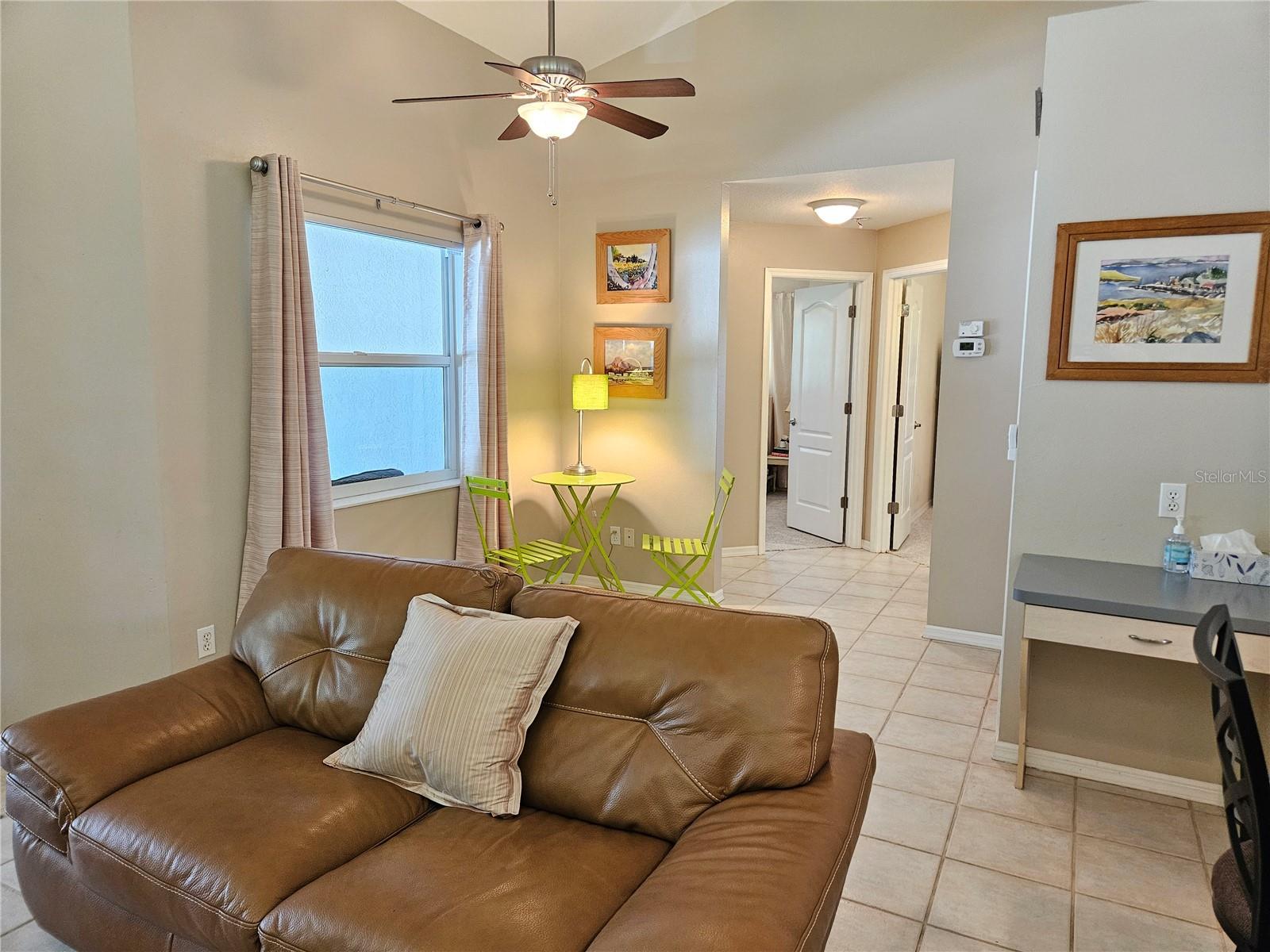 SOUTH VENICE - Residential Lease