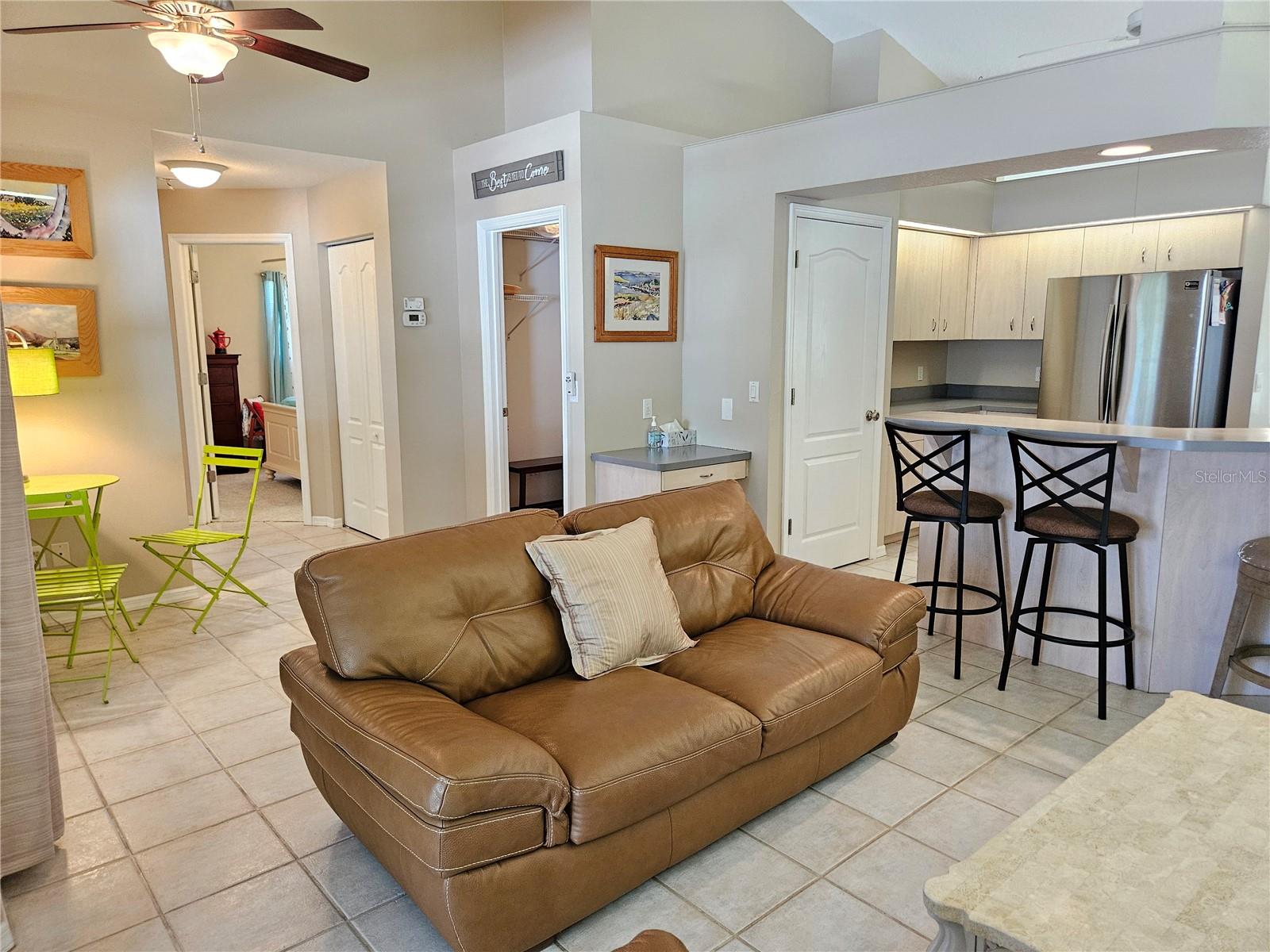 SOUTH VENICE - Residential Lease