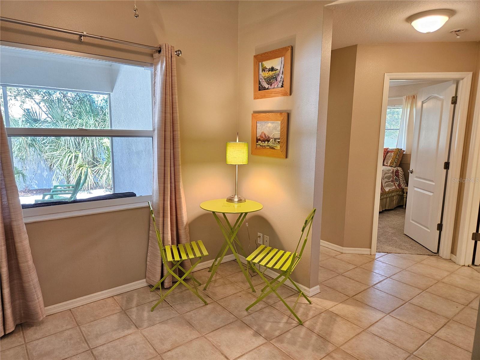 SOUTH VENICE - Residential Lease