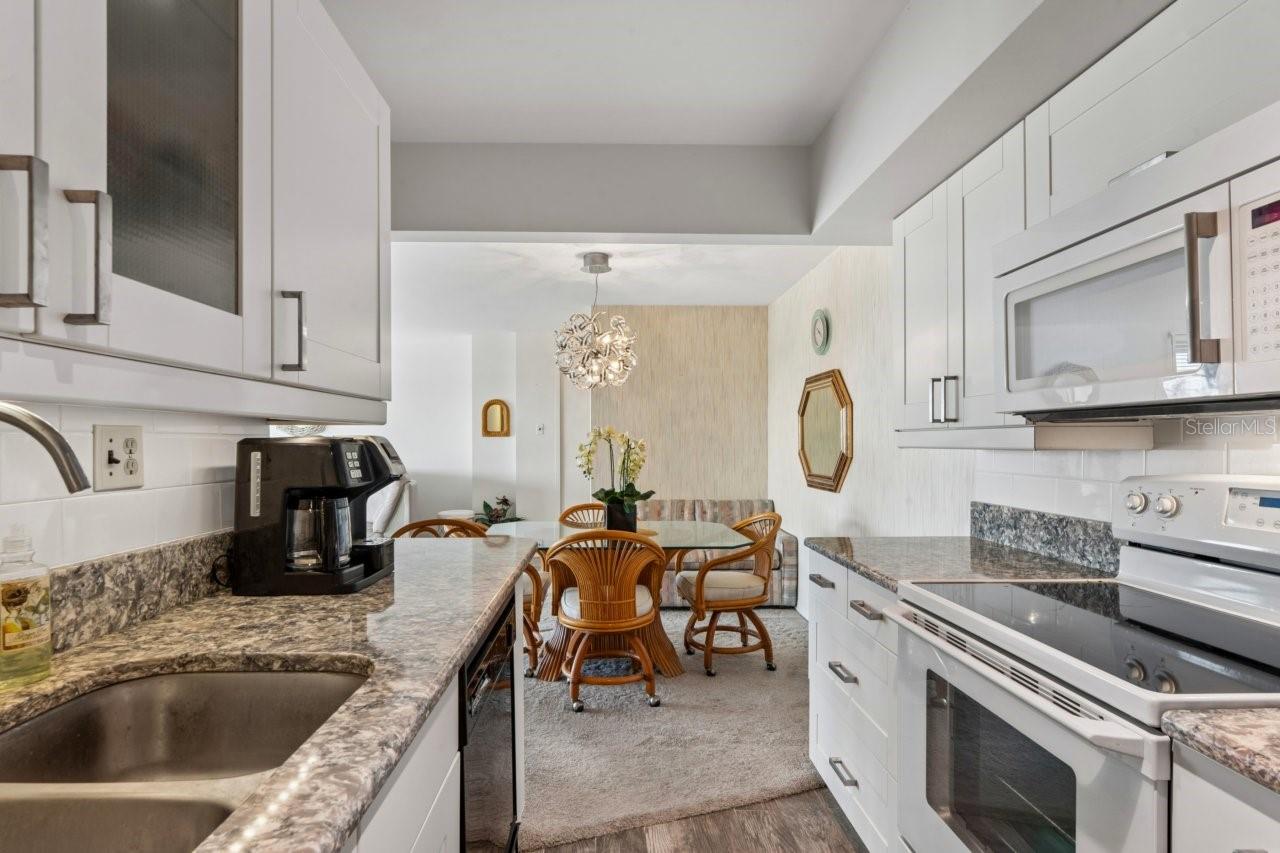 PARADISE ISLAND TOWERS CONDO - Residential