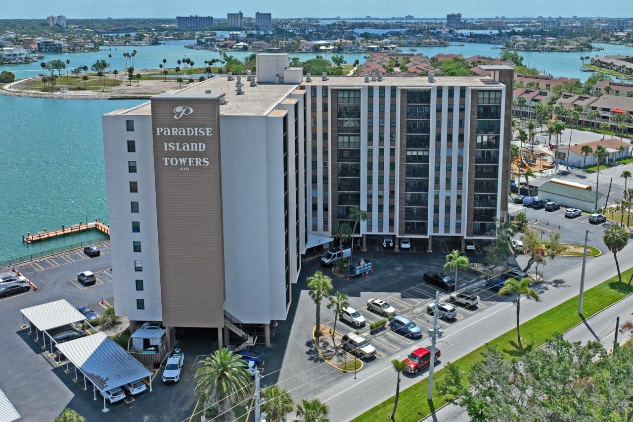 PARADISE ISLAND TOWERS CONDO - Residential