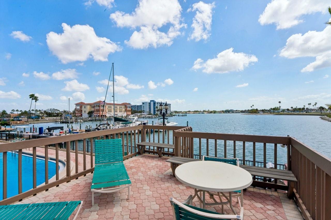 PARADISE ISLAND TOWERS CONDO - Residential