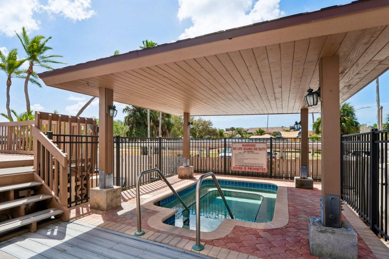 PARADISE ISLAND TOWERS CONDO - Residential