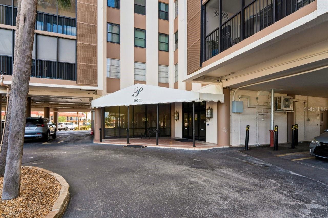 PARADISE ISLAND TOWERS CONDO - Residential