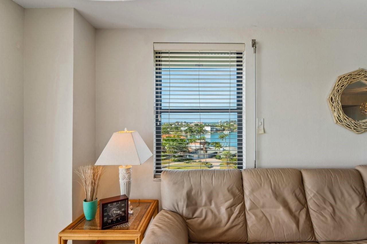 PARADISE ISLAND TOWERS CONDO - Residential