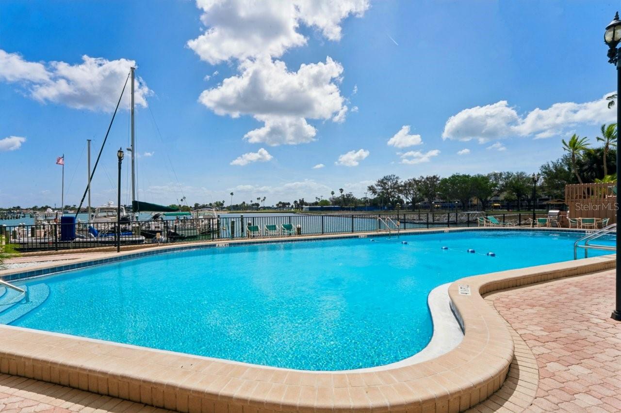 PARADISE ISLAND TOWERS CONDO - Residential