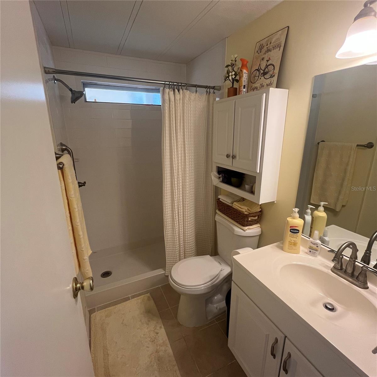 PALM LAKE ESTATES - Residential