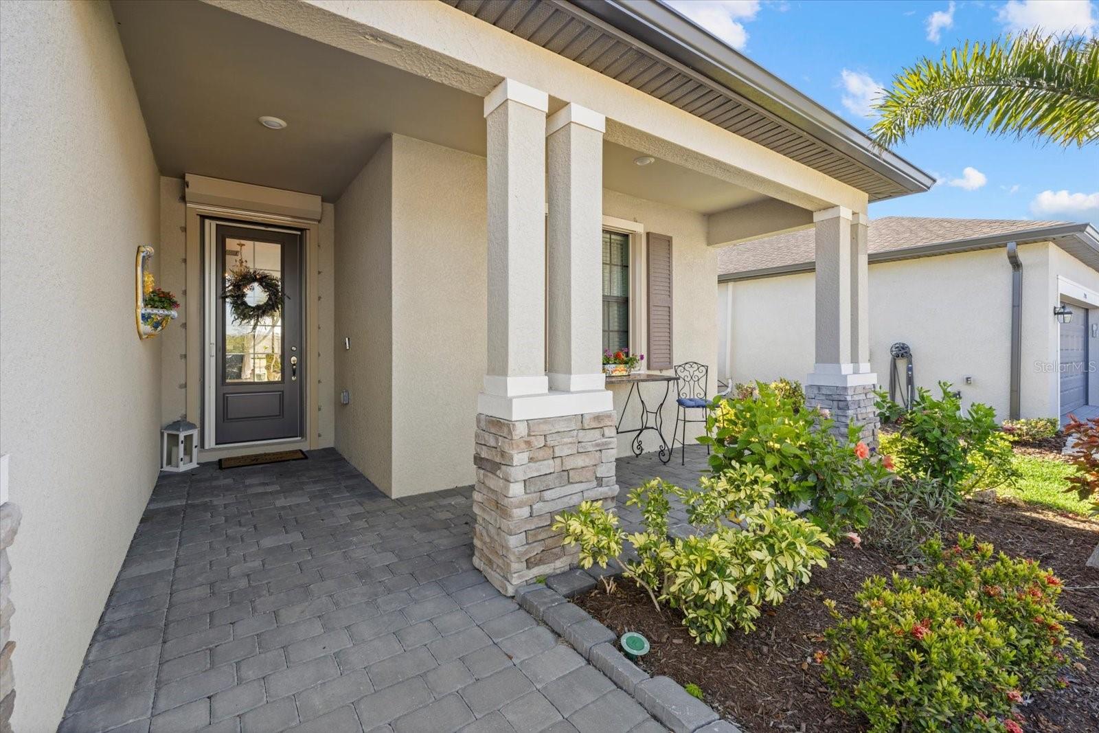 2000 GARDENIA AVENUE