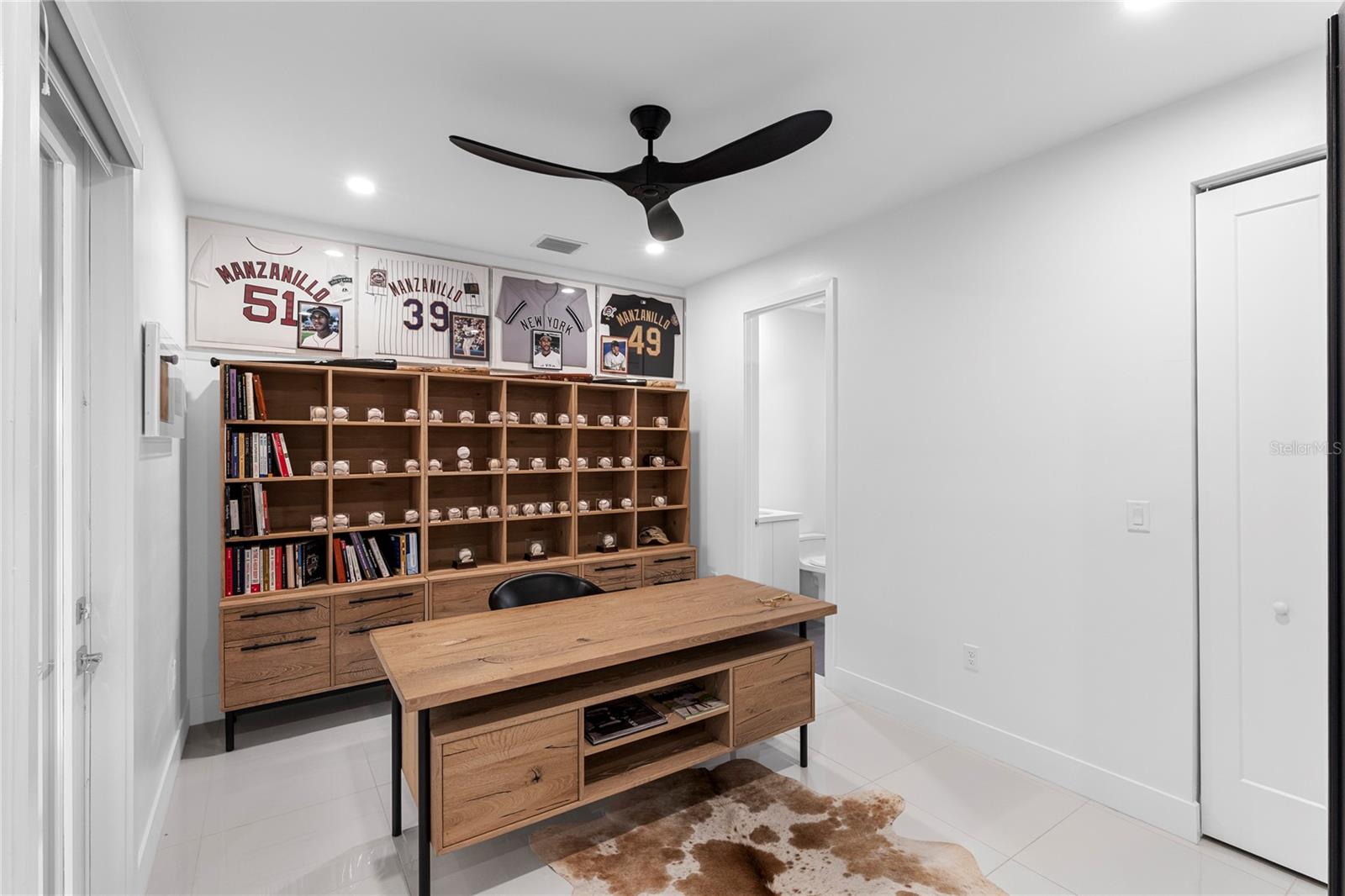 MAPLE RDG/AVE MARIA PH 6C - Residential