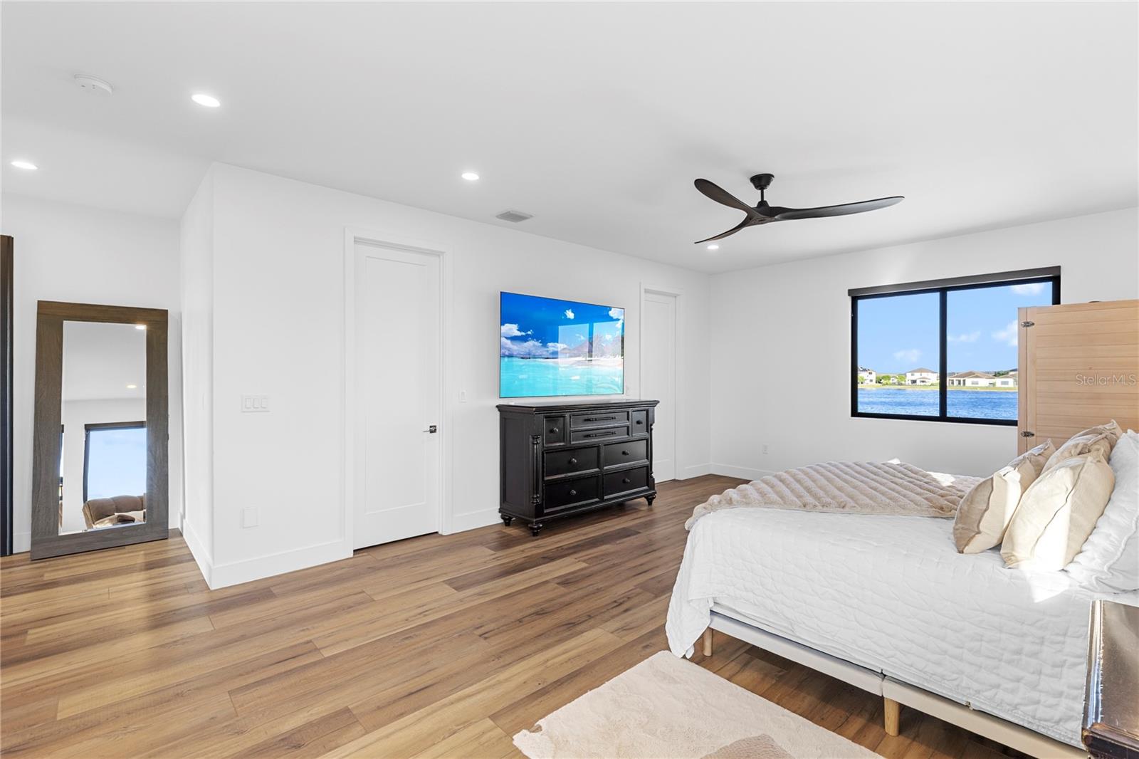 MAPLE RDG/AVE MARIA PH 6C - Residential