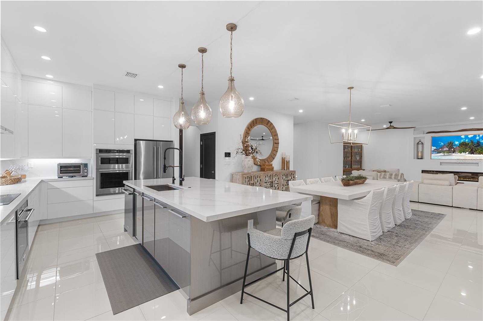 MAPLE RDG/AVE MARIA PH 6C - Residential