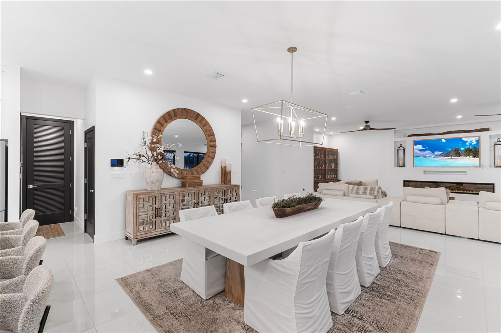 MAPLE RDG/AVE MARIA PH 6C - Residential