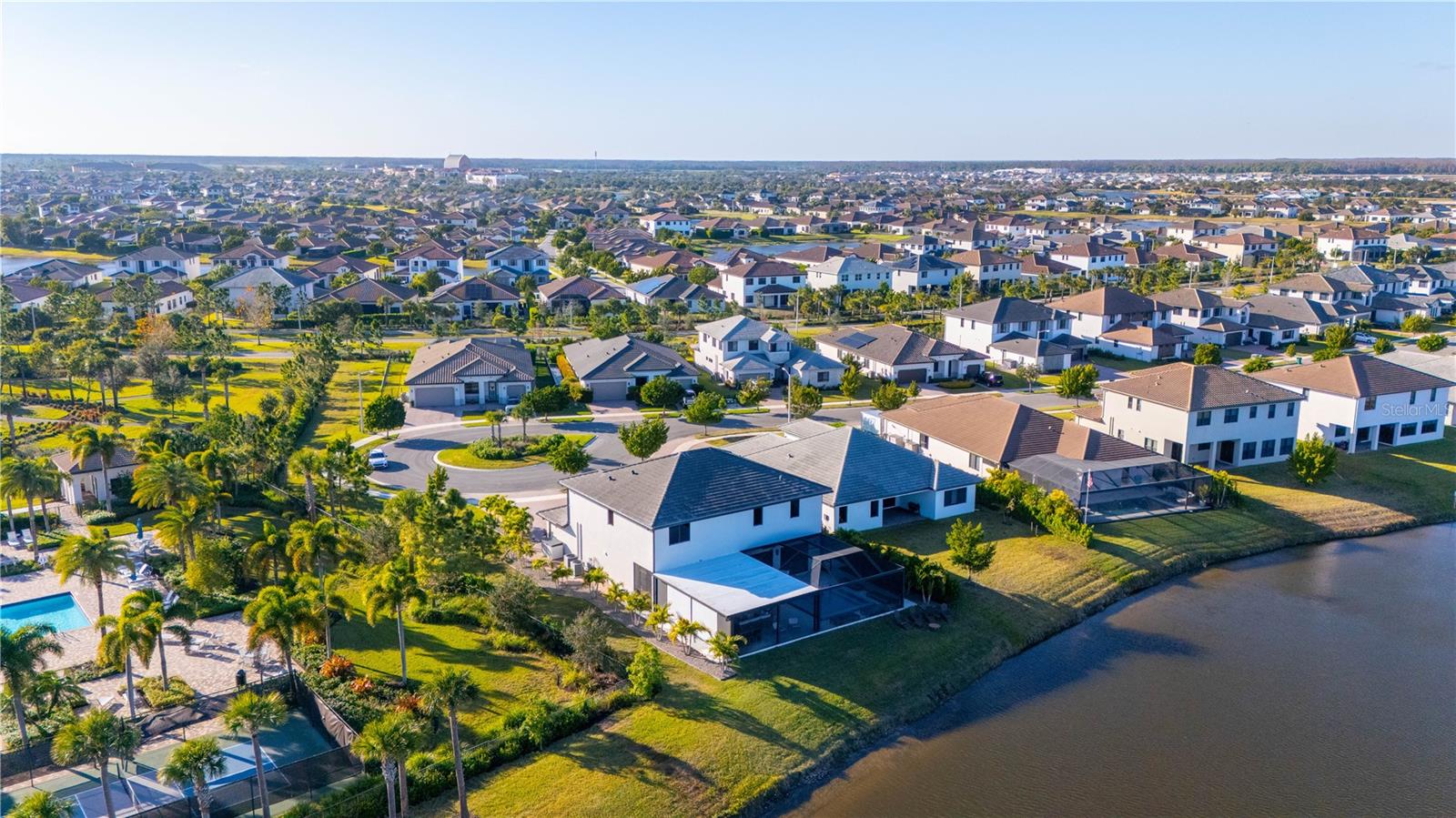 MAPLE RDG/AVE MARIA PH 6C - Residential