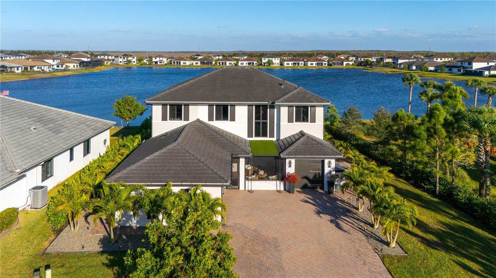 MAPLE RDG/AVE MARIA PH 6C - Residential