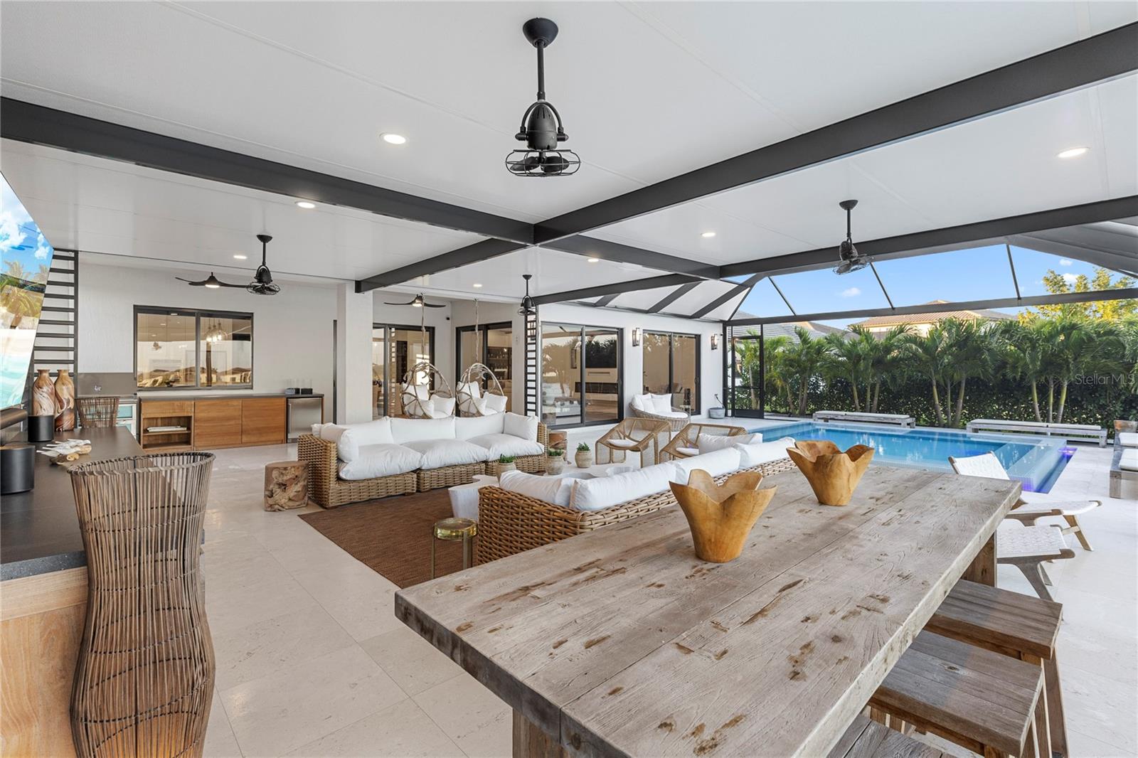 MAPLE RDG/AVE MARIA PH 6C - Residential