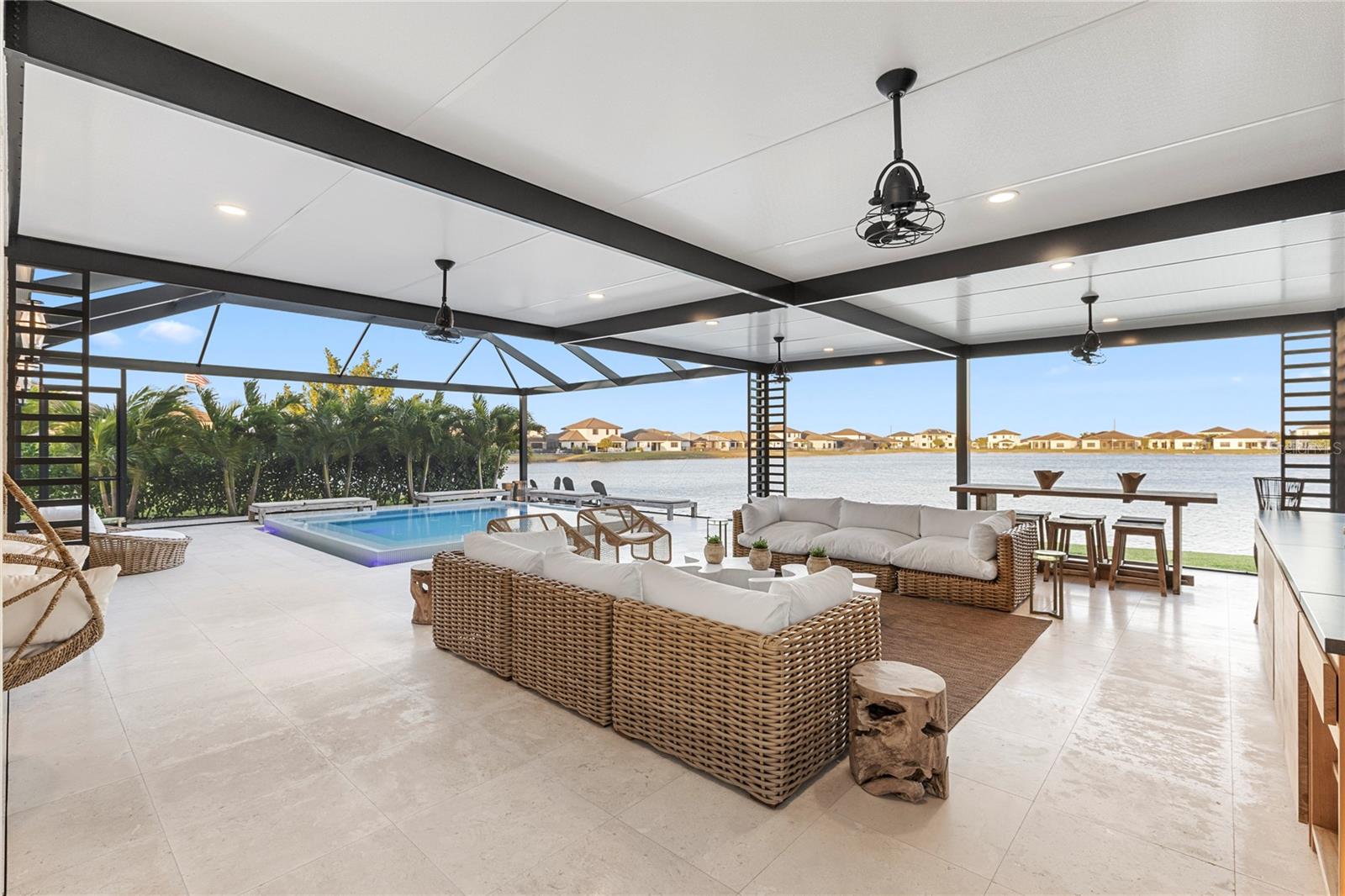 MAPLE RDG/AVE MARIA PH 6C - Residential