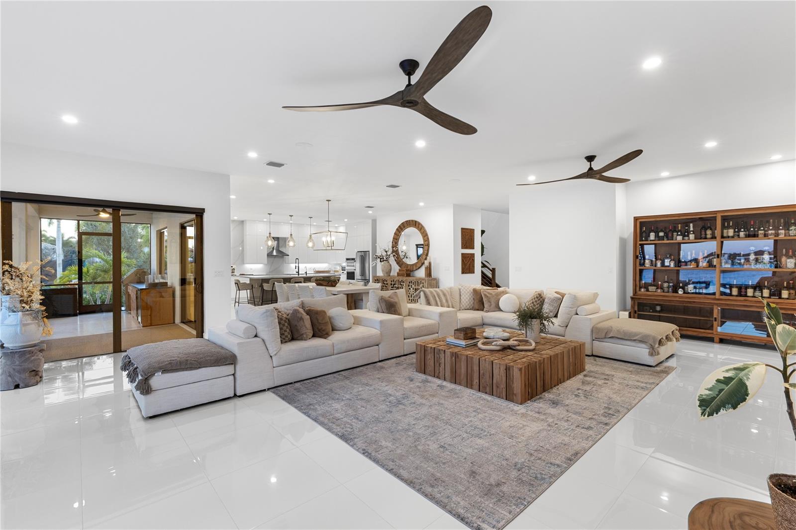 MAPLE RDG/AVE MARIA PH 6C - Residential