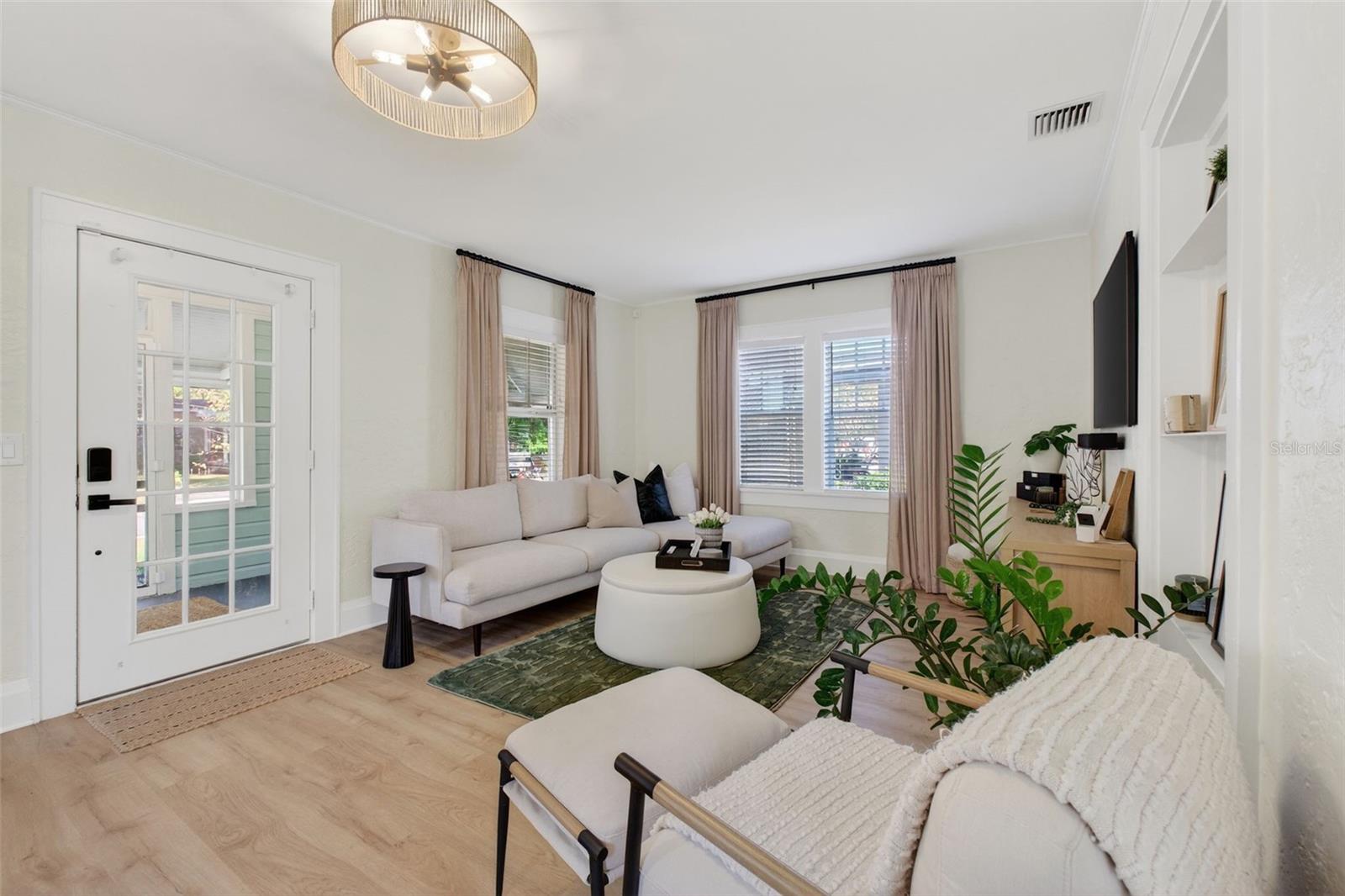 PENNSYLVANIA HEIGHTS - Residential