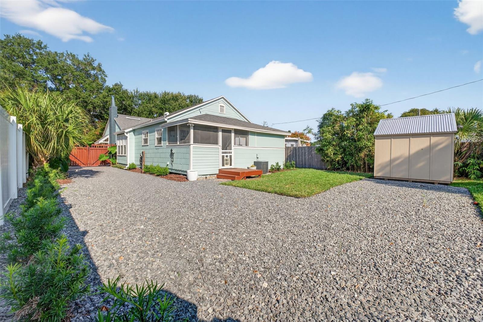 PENNSYLVANIA HEIGHTS - Residential