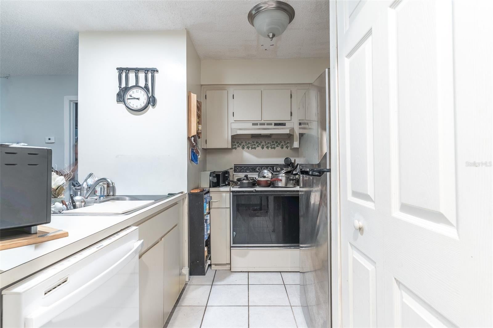 6085 TOPHER TRAIL 6085