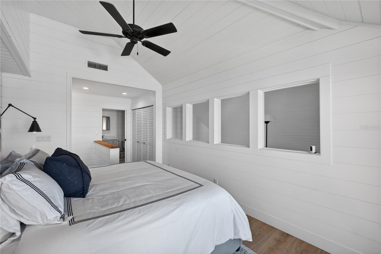 USEPPA VILLAGE - Residential