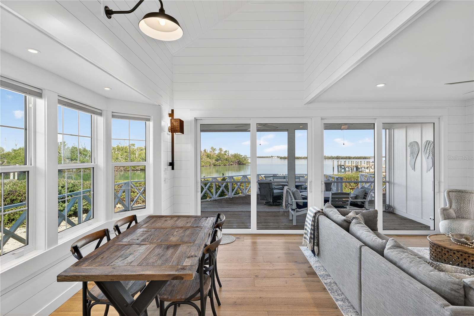 USEPPA VILLAGE - Residential