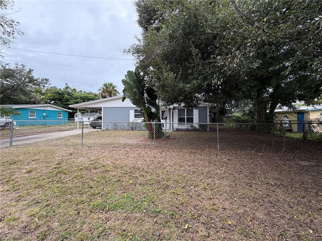 Photo of 1212 Leon Lane, Daytona Beach, FL 32117 (MLS # V4945342)