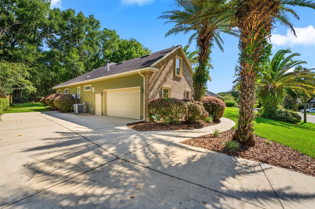 Photo of 7560 White Oaks Road, Alachua, FL 32615 (MLS # GC543103)