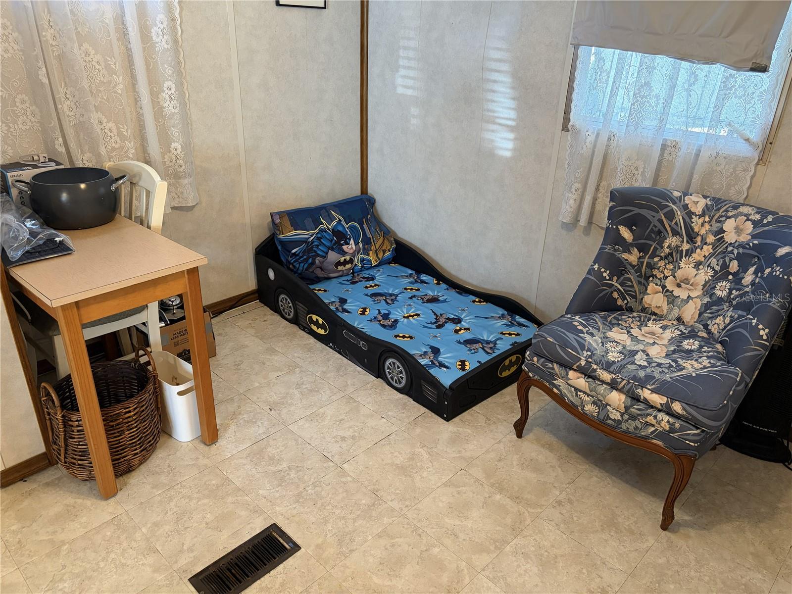 TRI-PAR ESTATES - Residential