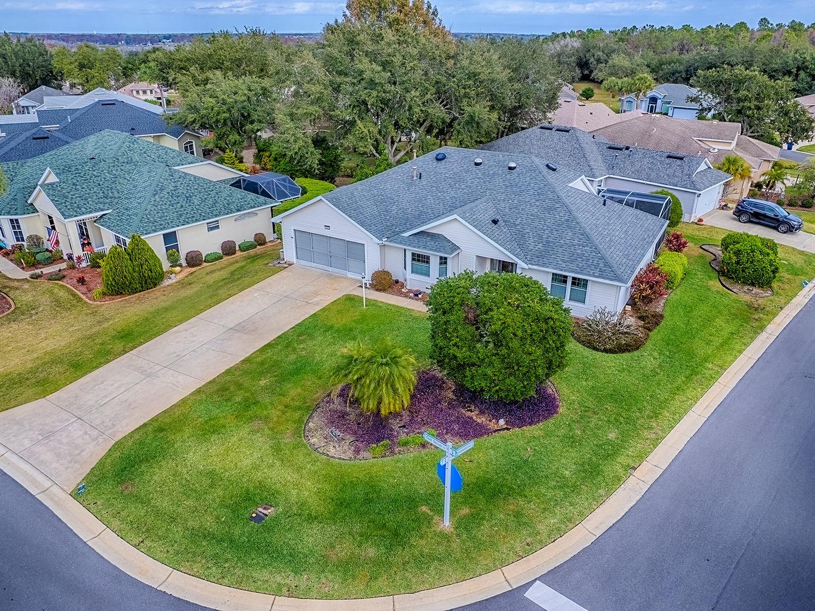 ROYAL HARBOR - Residential