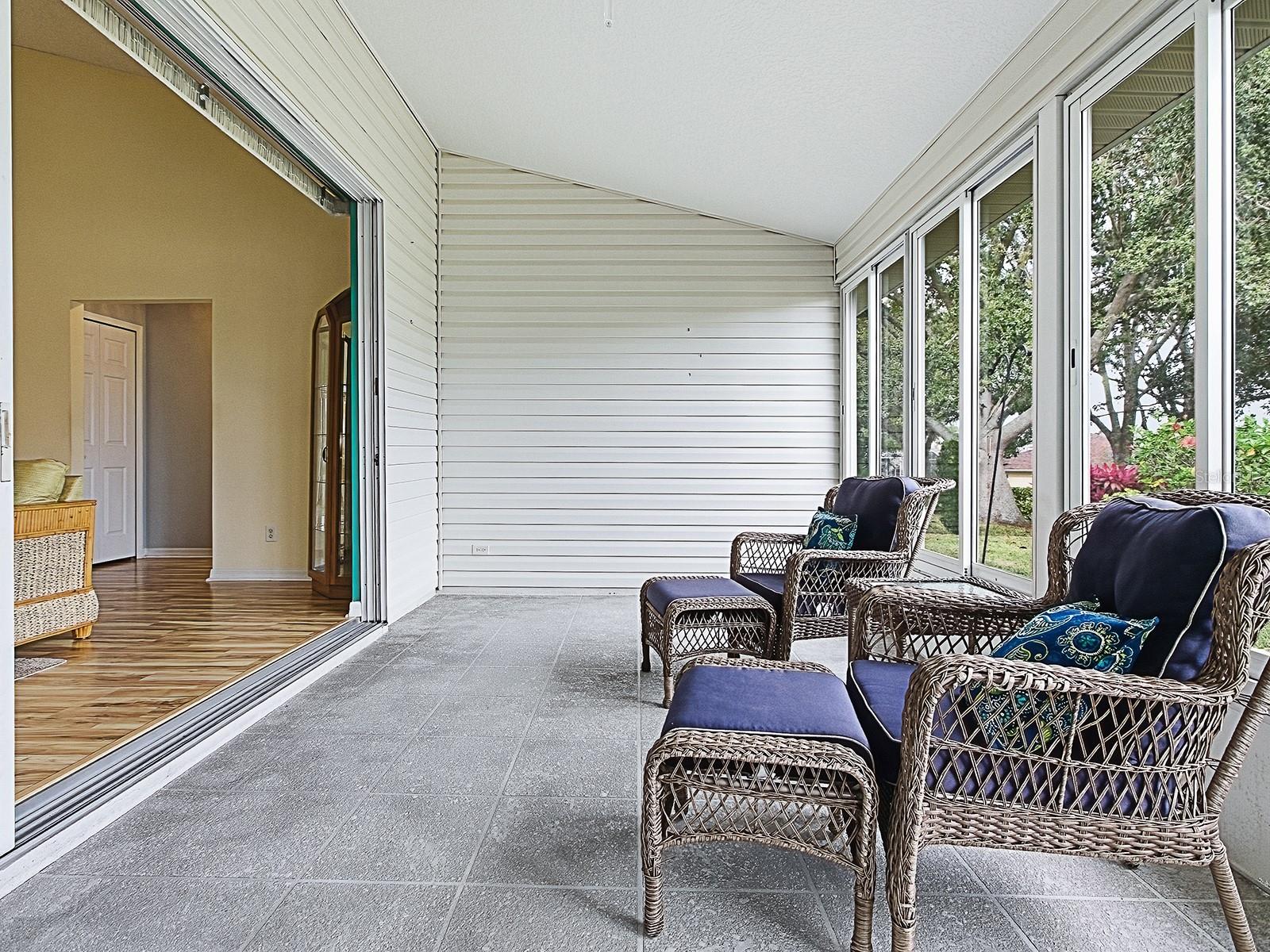 ROYAL HARBOR - Residential