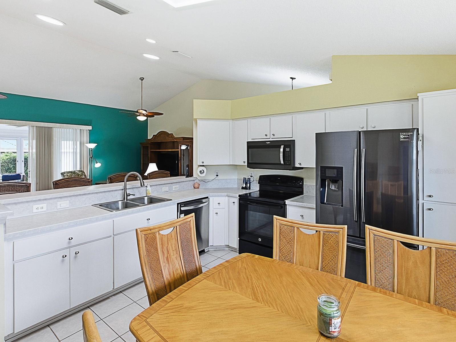 ROYAL HARBOR - Residential