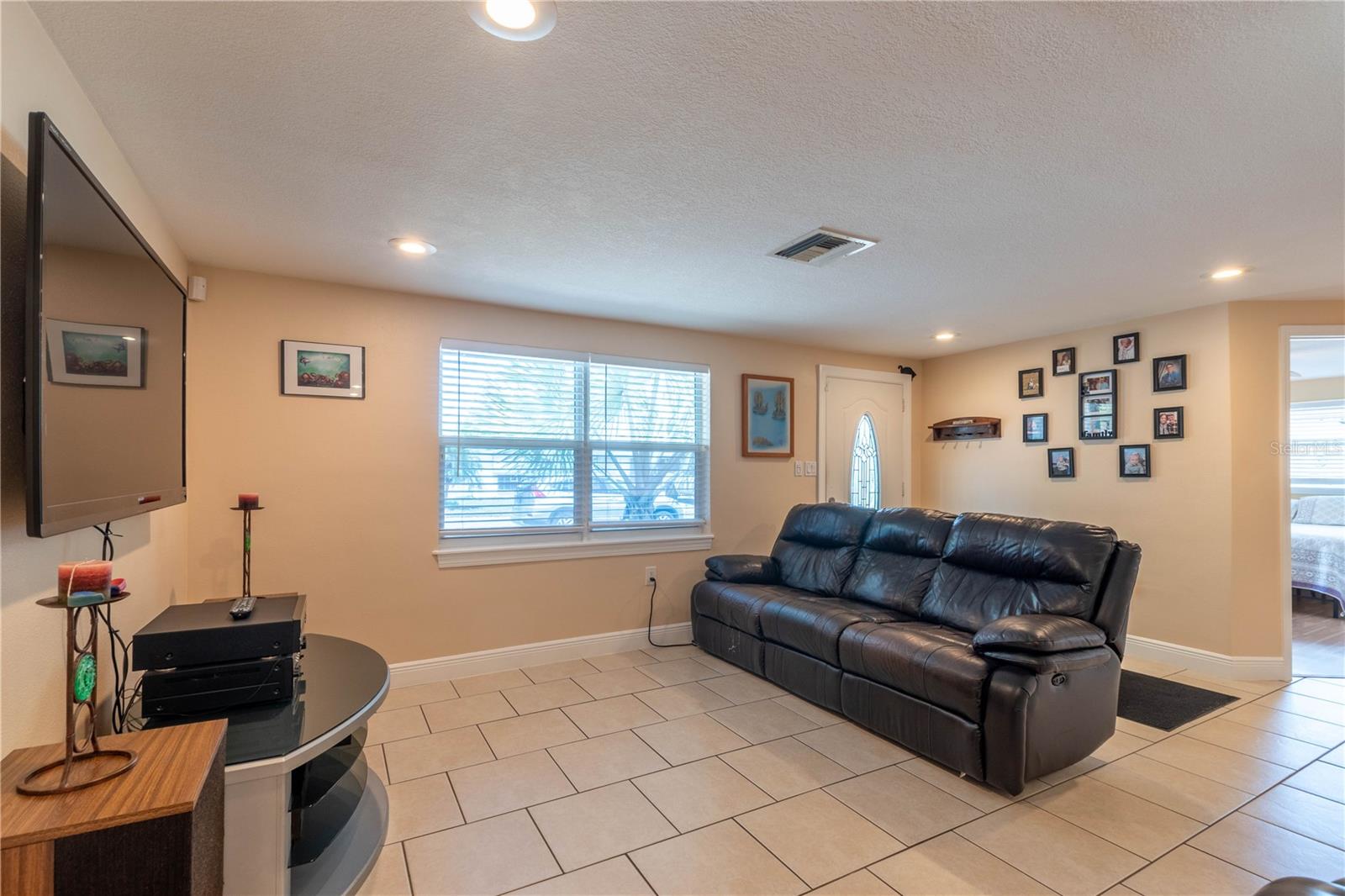 REGENCY PARK - Residential