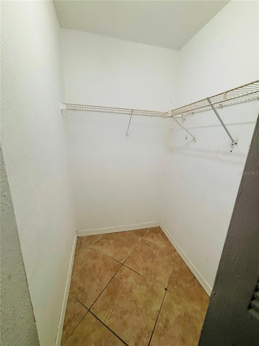 WALDEN PALMS CONDO - Residential Lease