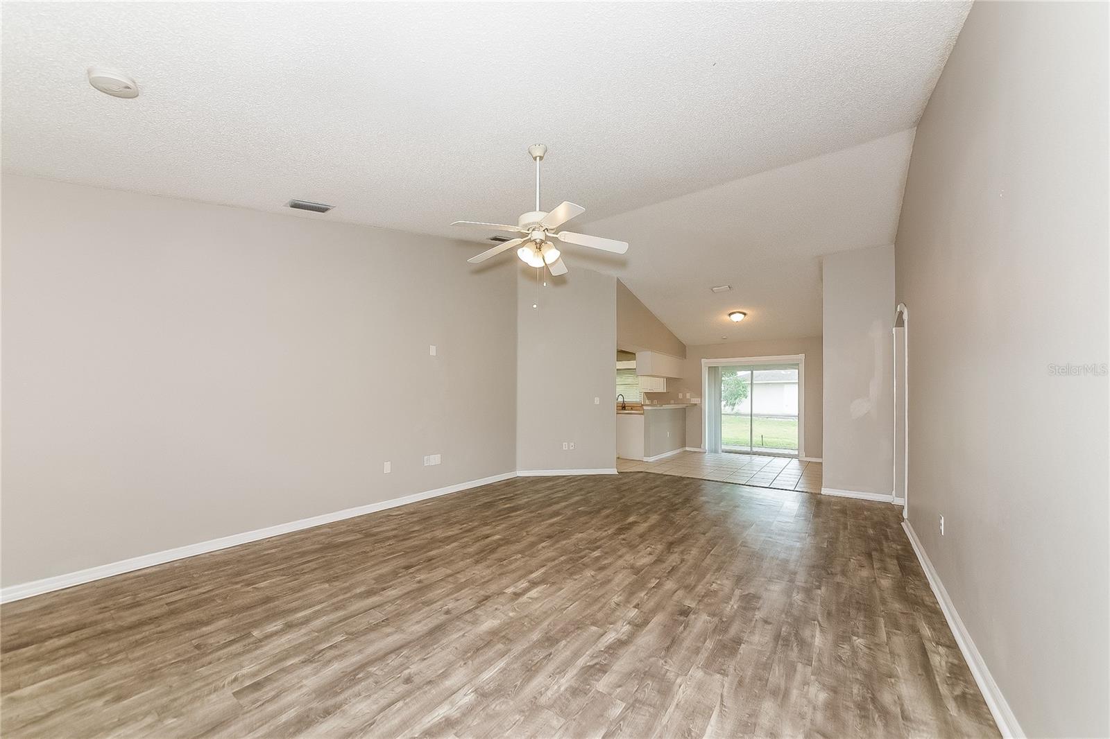 FOREST PINES - Residential Lease