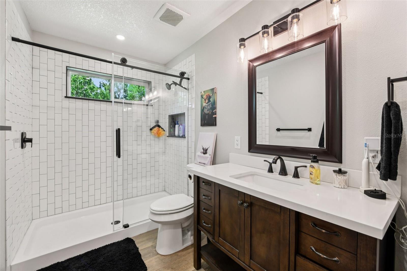 HOLIDAY WOODS - Residential