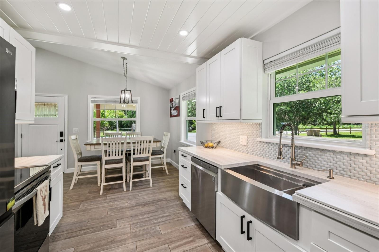 HOLIDAY WOODS - Residential