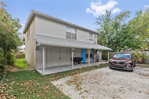 Photo of 409 E Floribraska Avenue #C, Tampa, FL 33603 (MLS # TB8484222)