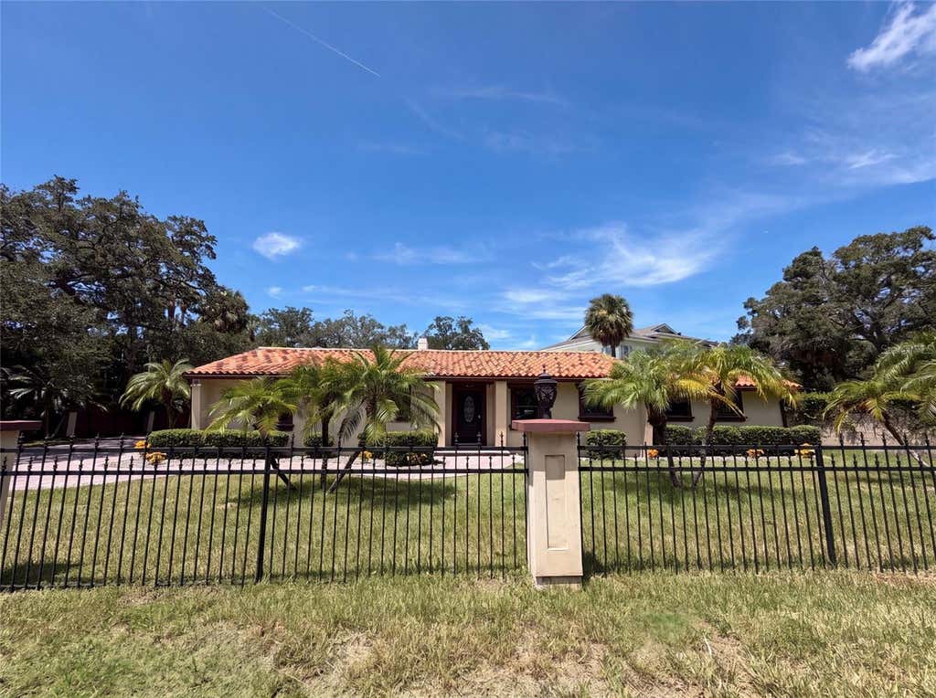 Photo of 1515 S West Shore Boulevard, Tampa, FL 33629 (MLS # O6434010)