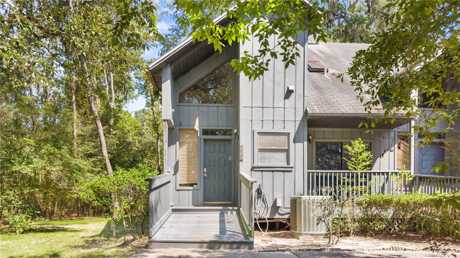 223 NW 34TH STREET