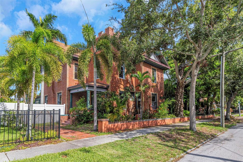 Photo of 950 12th Street N, St Petersburg, FL 33705 (MLS # TB8407200)