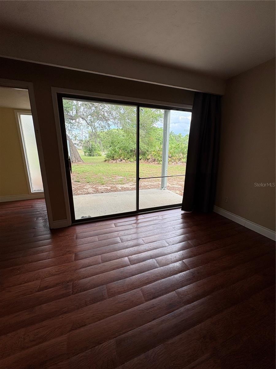 GRENELEFE CAMELOT CONDO UNIT 05 PH 01 - Residential