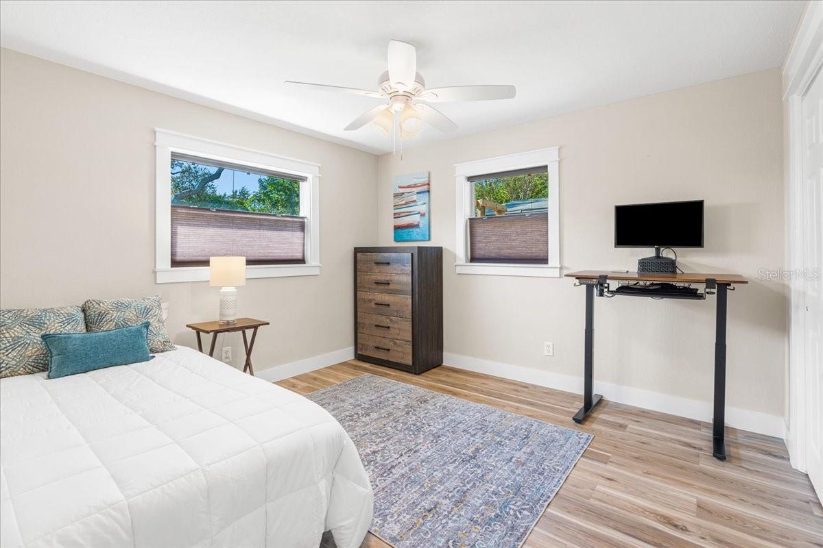 BEVERLY HILLS - Residential