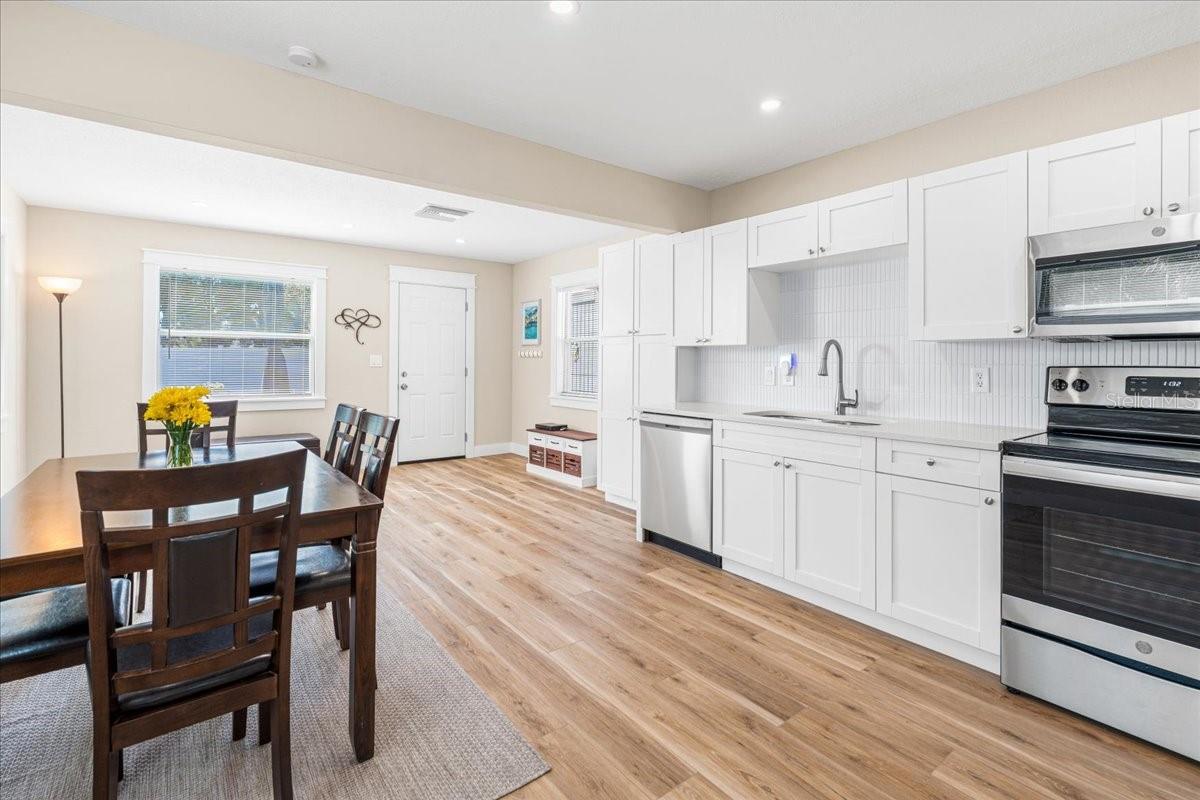 BEVERLY HILLS - Residential