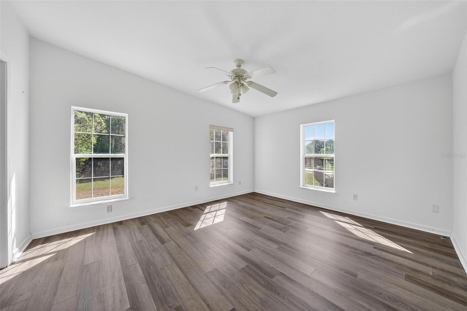 HOLLY HILL FARMS - Residential