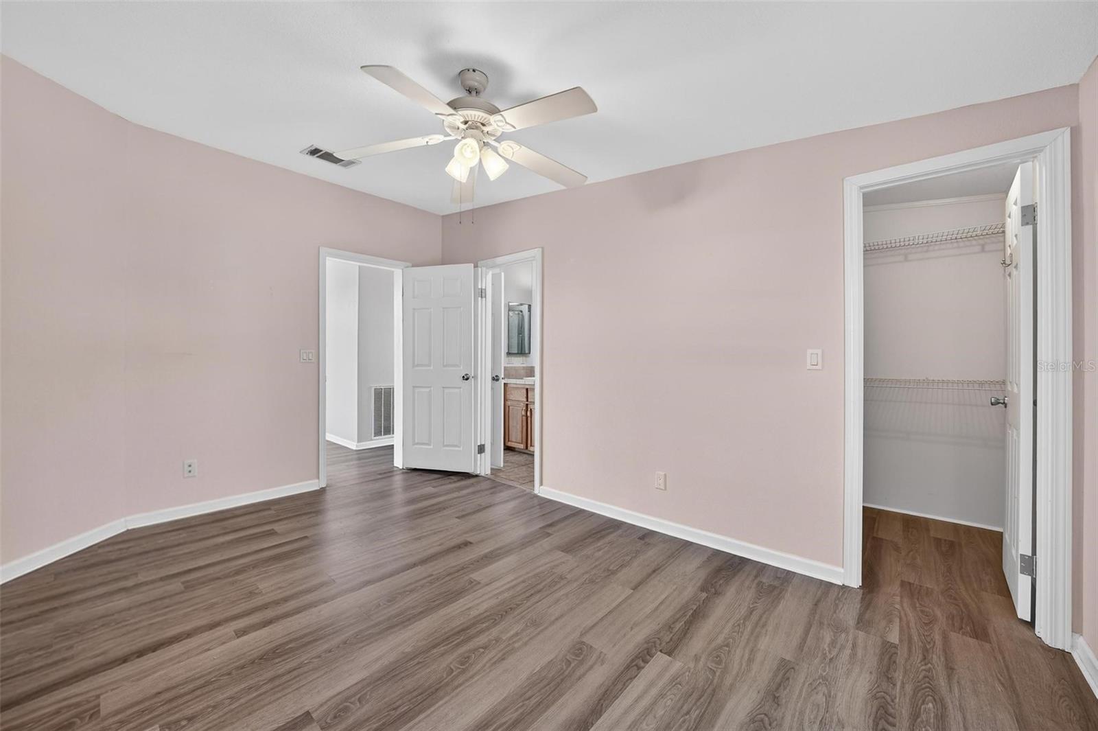 HOLLY HILL FARMS - Residential