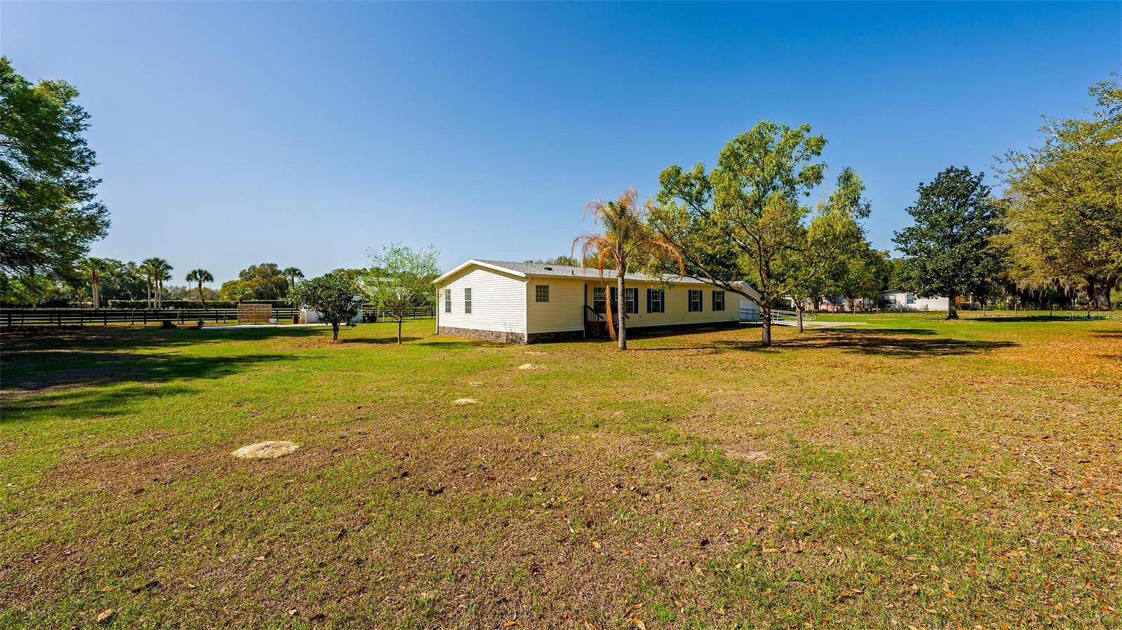 HOLLY HILL FARMS - Residential