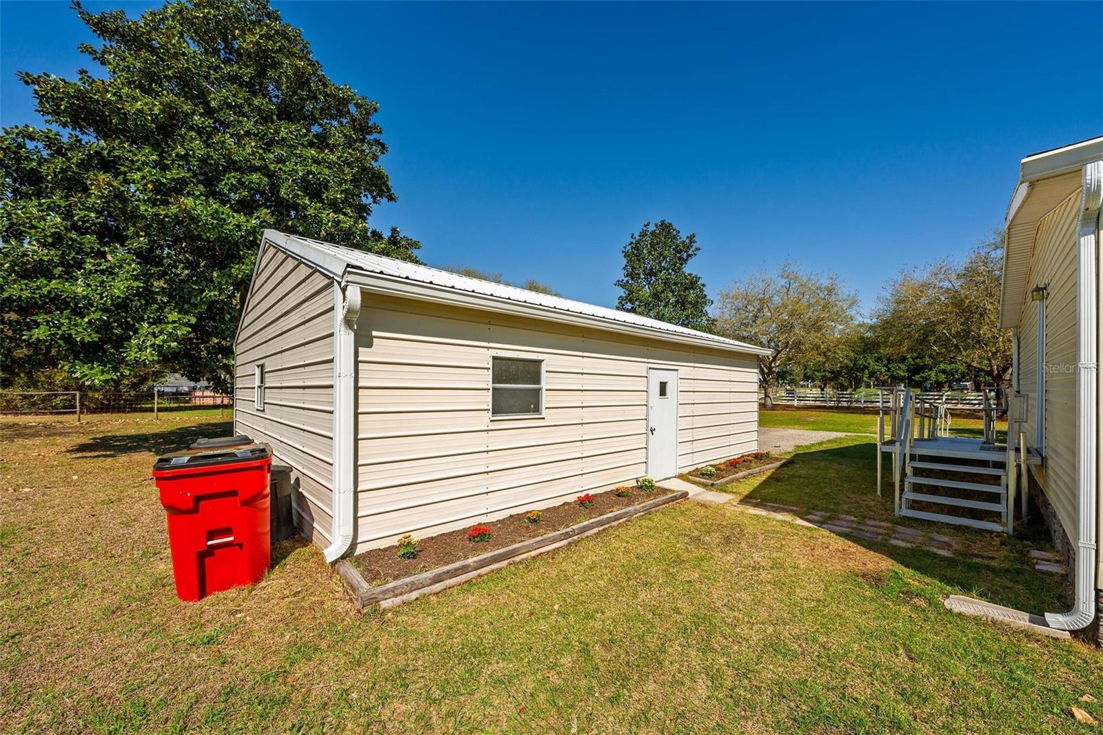 HOLLY HILL FARMS - Residential