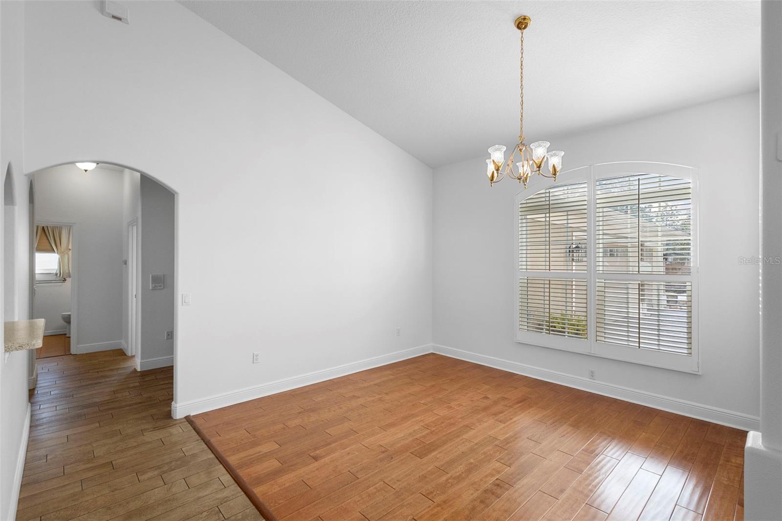 5140 - ST JOHNS RIVER EST (THE SANCTUARY SUB) - Residential