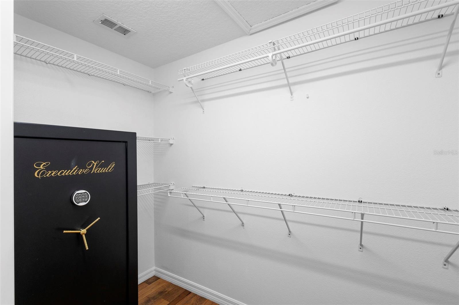 5140 - ST JOHNS RIVER EST (THE SANCTUARY SUB) - Residential